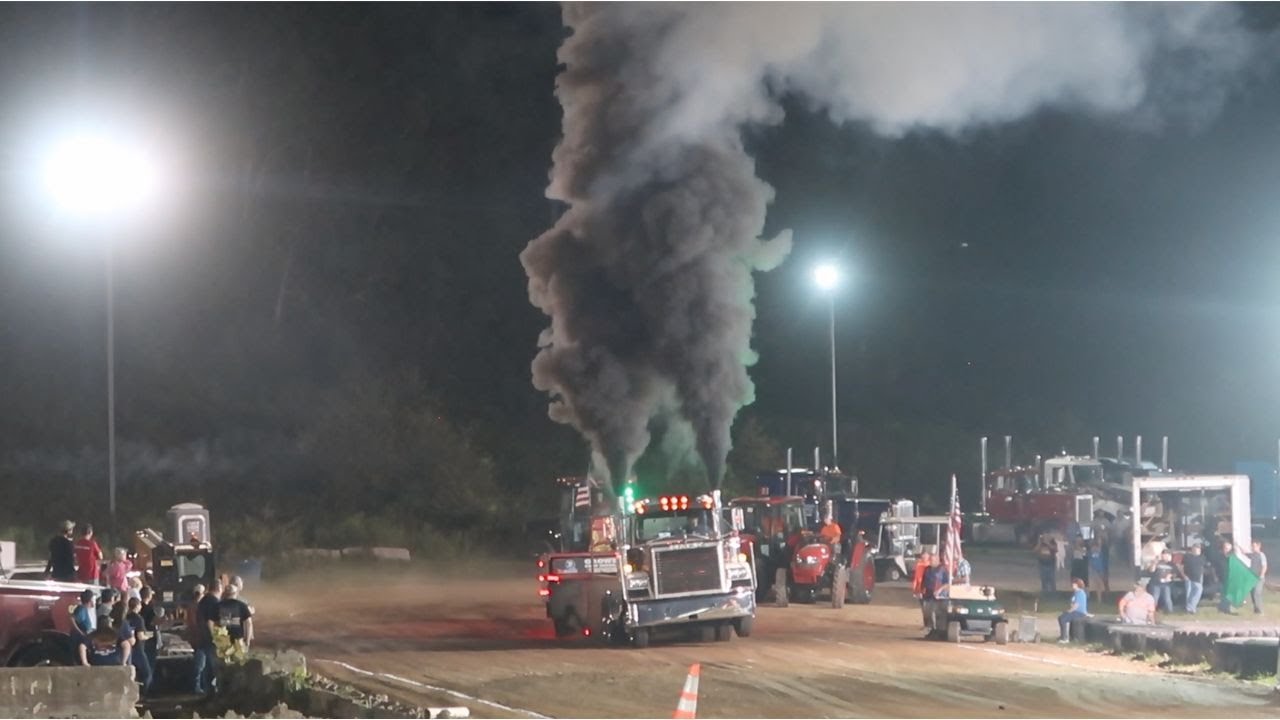 Truck Pulling 4.1 Hot Semi Pro Street & Behind the Scenes Experience Grafton 2022