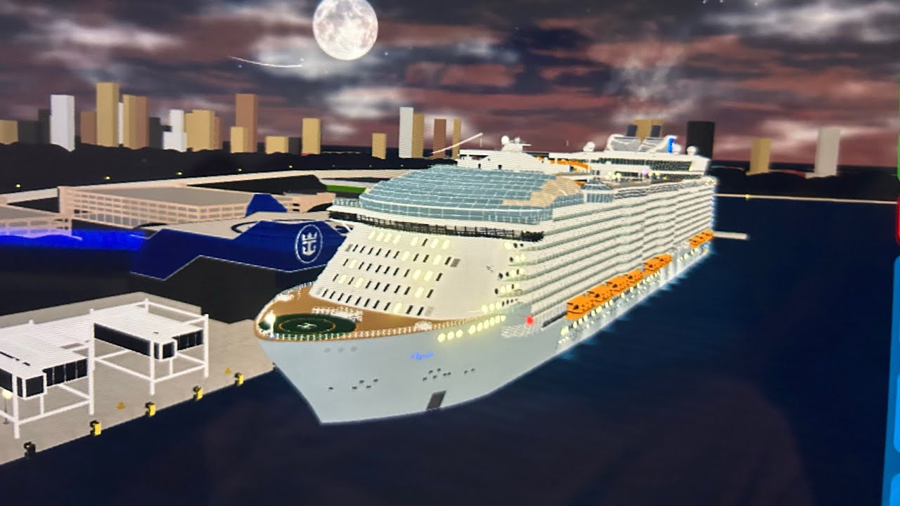 The Oasis of the seas leaving Miami 