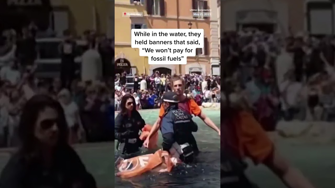 Environmental activists poured black liquid into #Rome&rsquo;s #TreviFountain