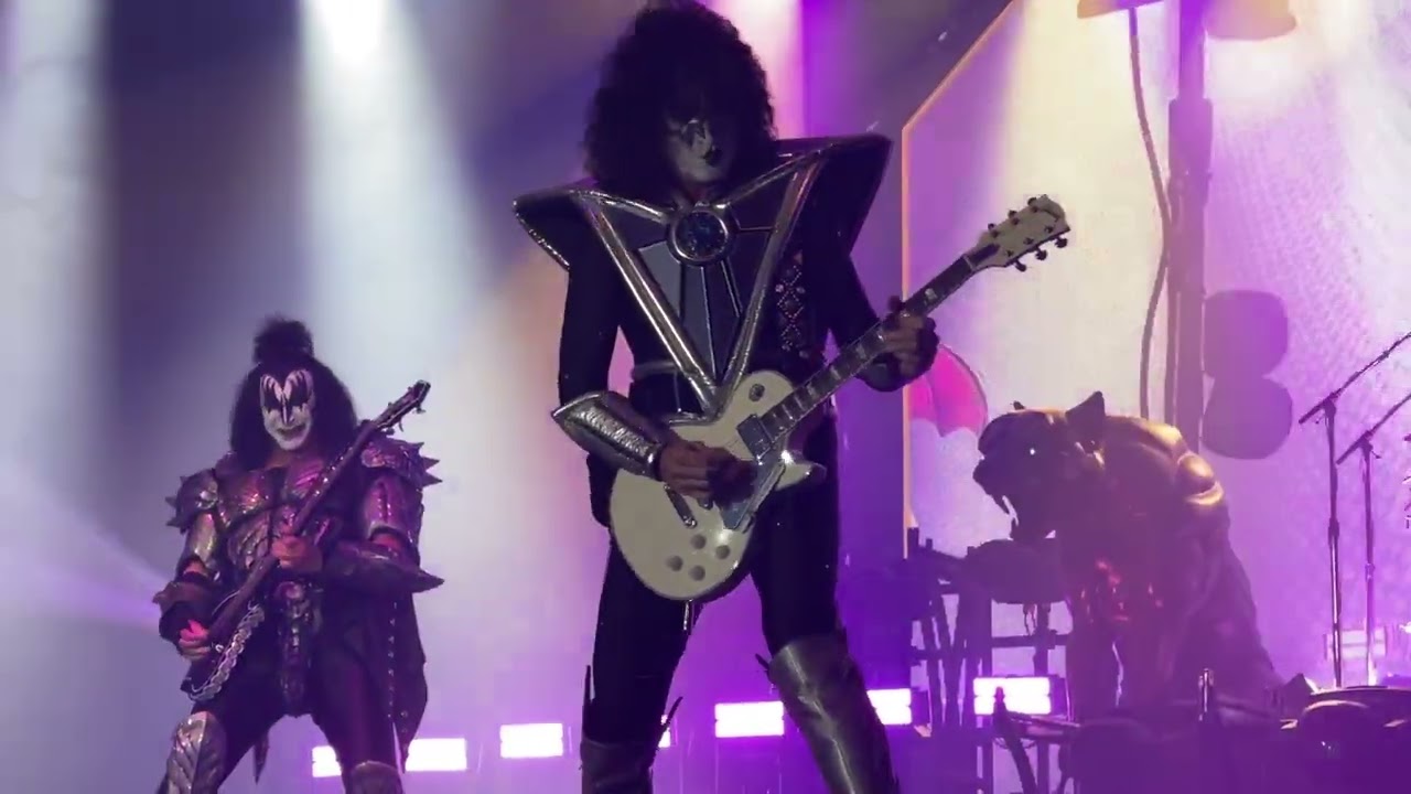 KISS - Deuce (Live at Helsinki Ice Hall 20.6.2022) 60FPS