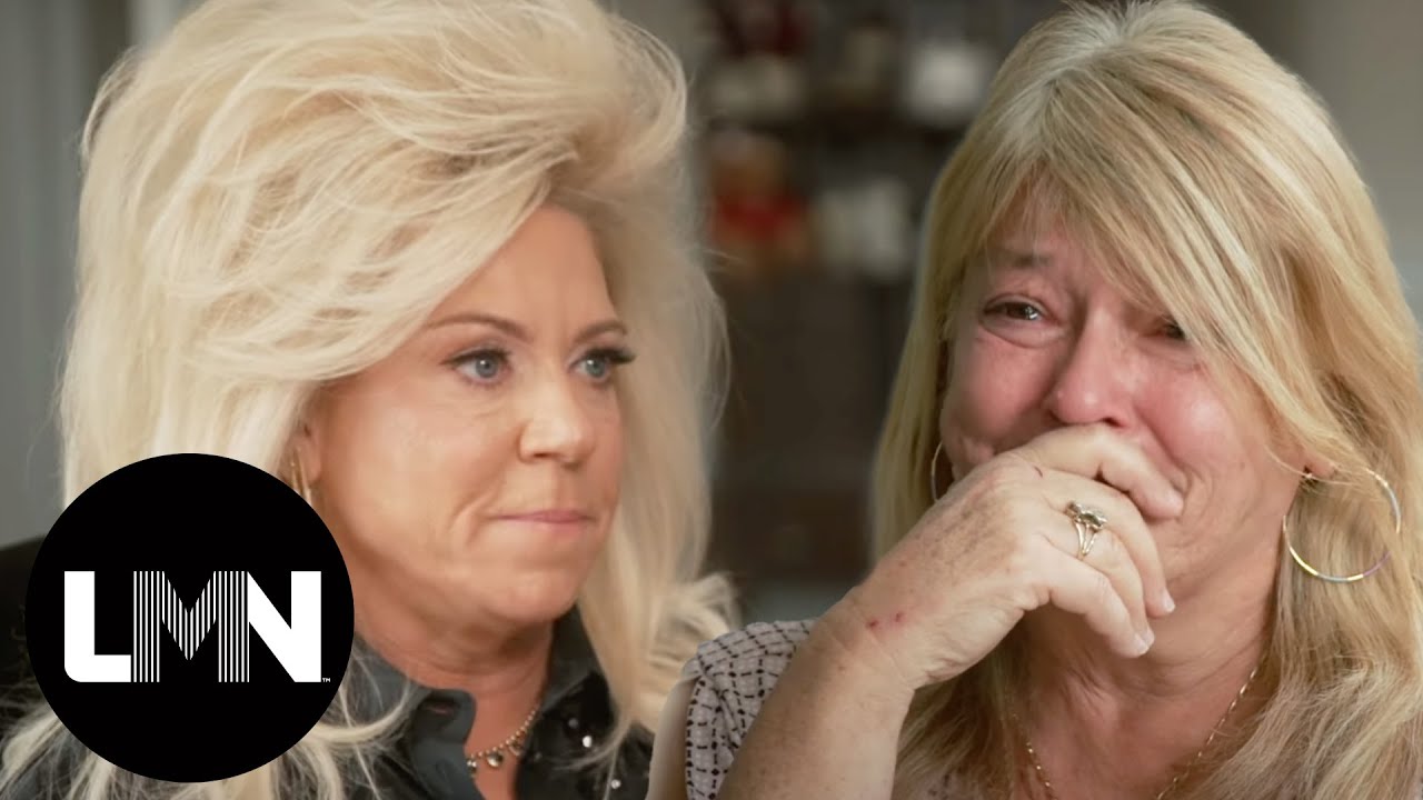 Theresa Caputo CONVERTS A Skeptic | Raising Spirits | LMN