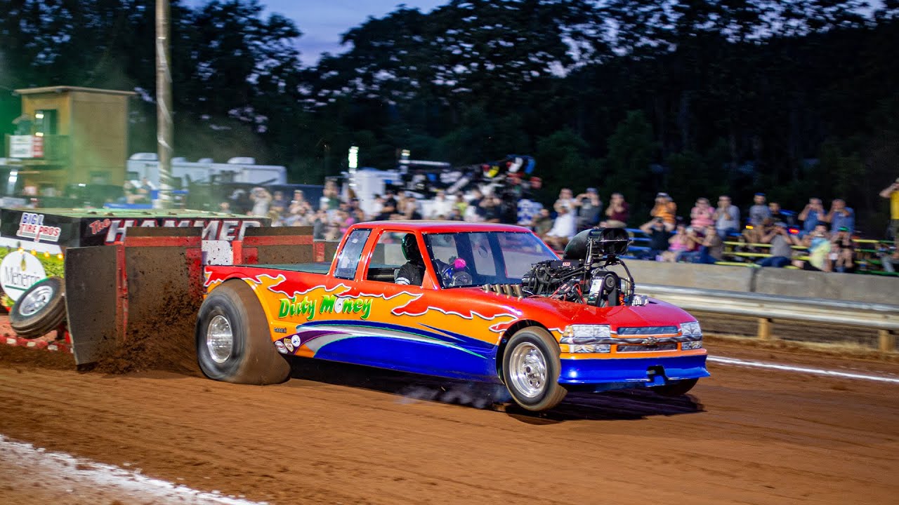 All Trucks and Tractors at Thunder in Orange June 15 2024