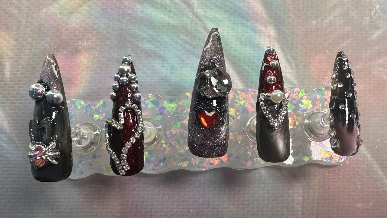 Glam Goth Valentine Nail Art