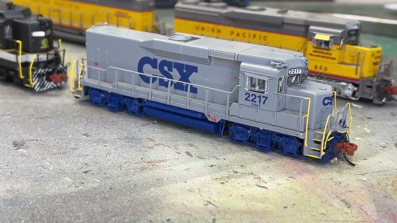 N Scale ScaleTrains EMD GP30 Review