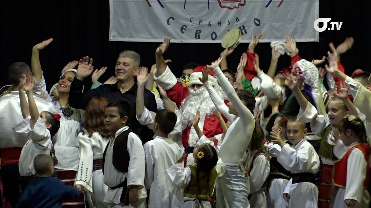 Nastup kulturno umetničkog društva 