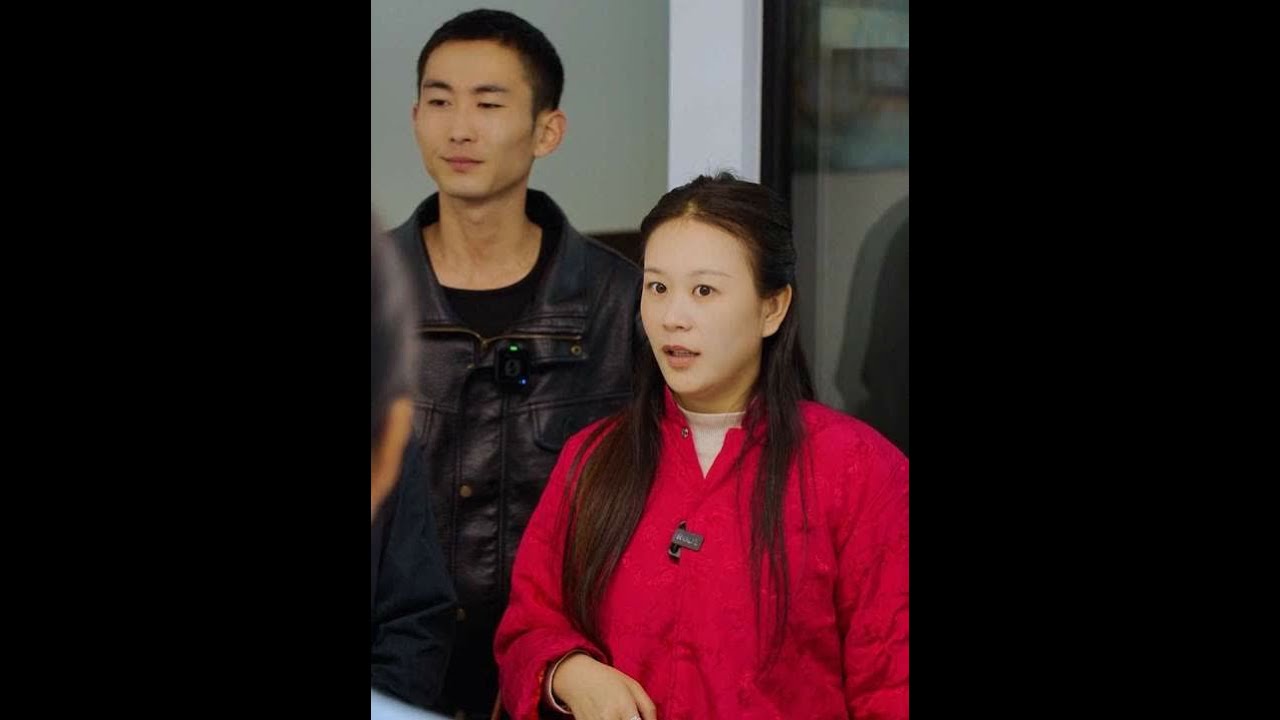 失散多年的母亲终于被儿子找到了，结果母亲的做法却出乎意料！#剧情