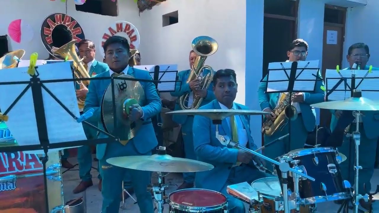 Banda Huampará Yauyos - Agárrate Saxo / Paso Doble (🔴) 𝐂𝐇𝐀𝐕𝐈Ñ𝐀 - 𝐀𝐘𝐀𝐂𝐔𝐂𝐇𝐎 ( 𝙀𝙉 𝙑𝙄𝙑𝙊 )▶