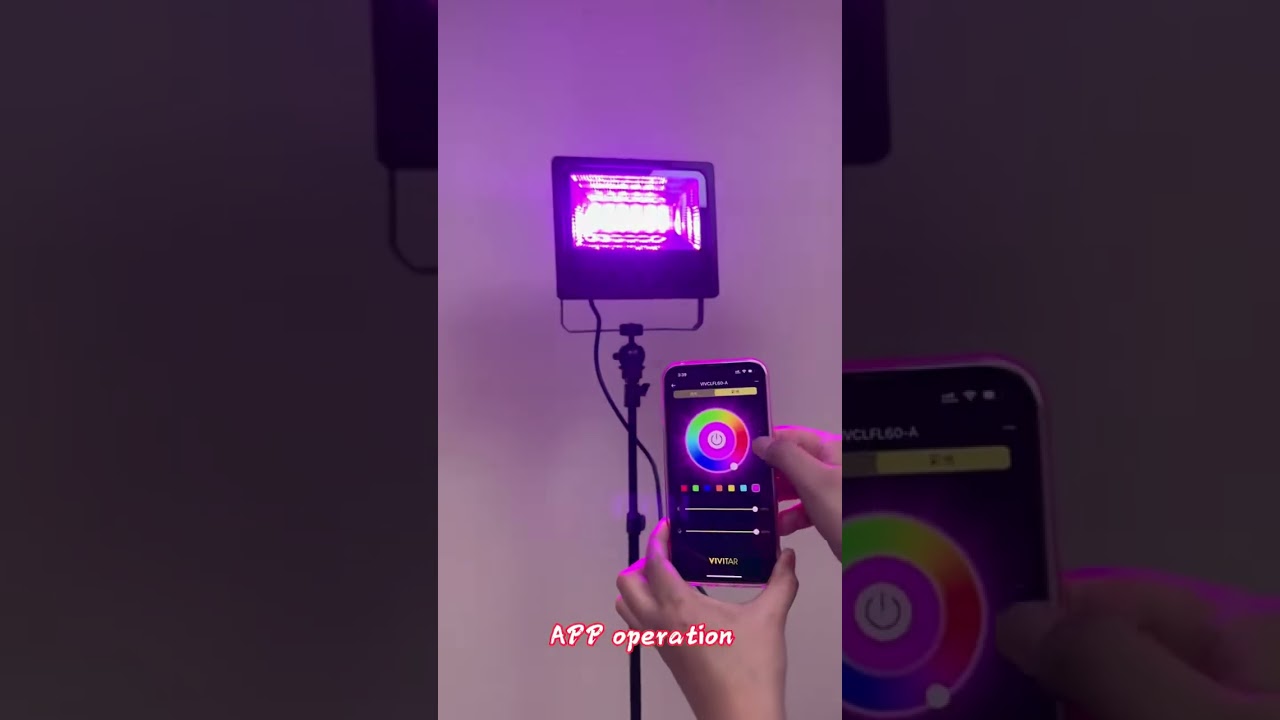 VIVITAR Full Color + full Spectrum white LED Studio Light 2