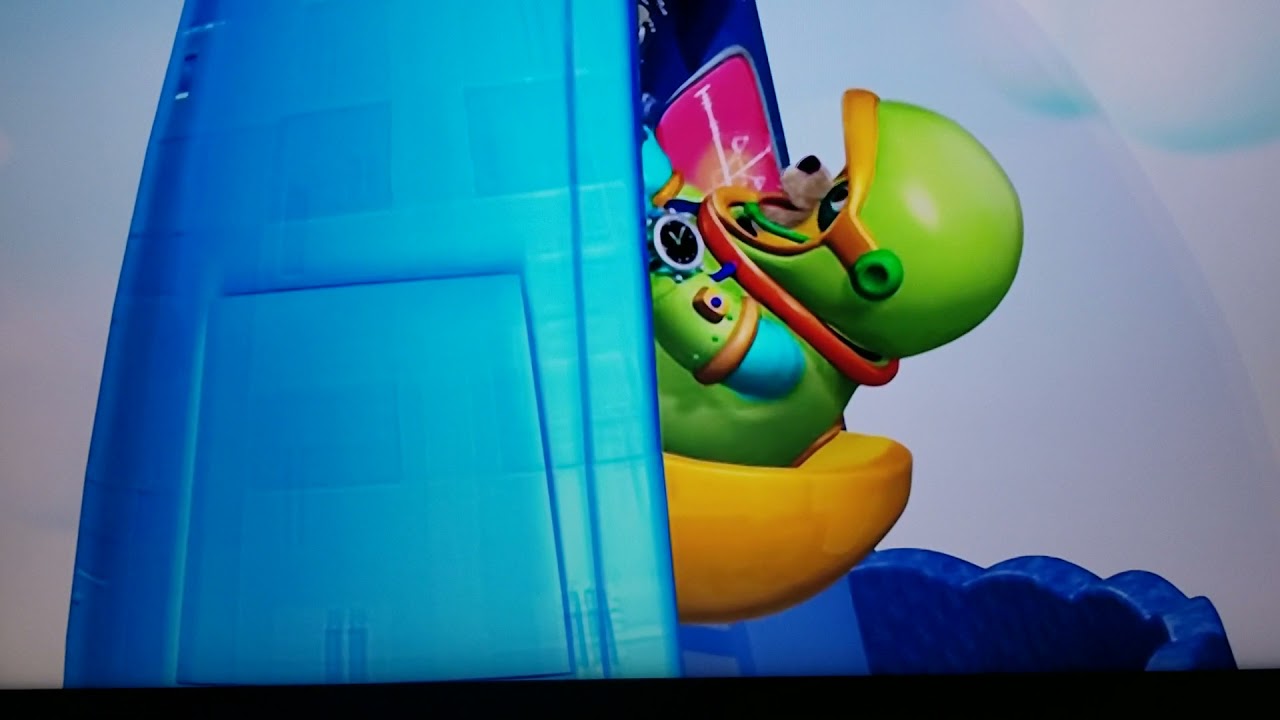 Special agent Oso spells his name