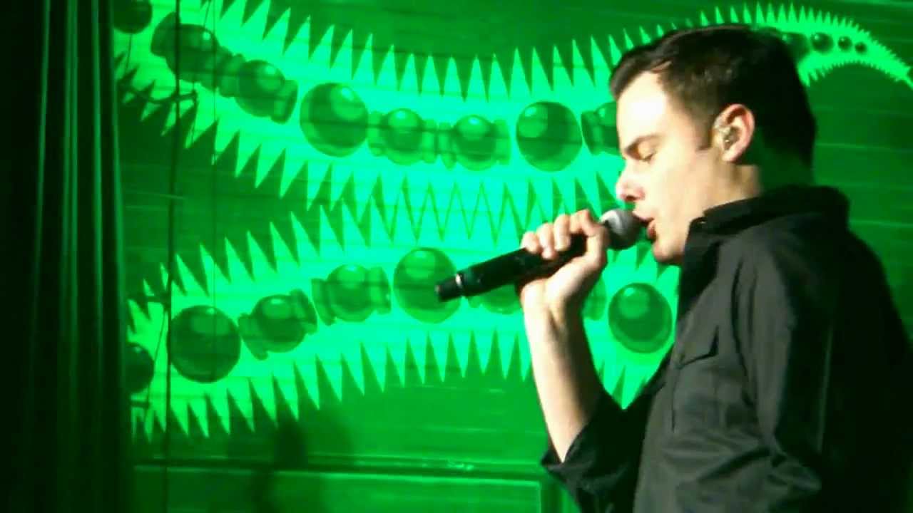 Killer Queen - QUEEN Extravaganza - Chicago - 2012-06-01 (HD)