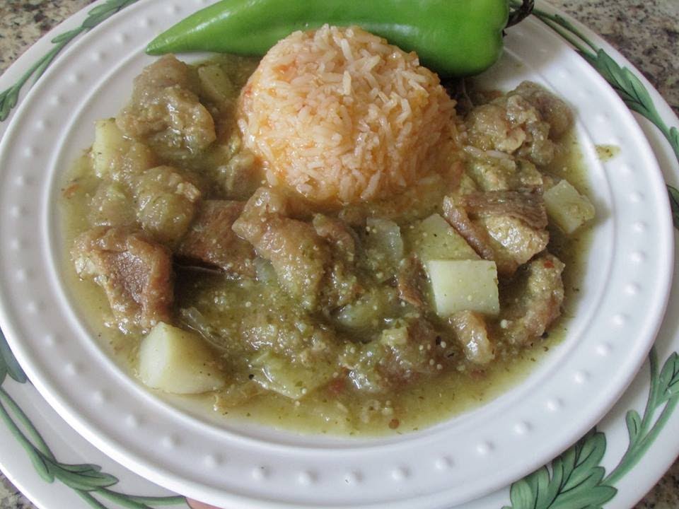 Chicharrones de Puerco en Salsa Verde ( pork rinds in green sauce )