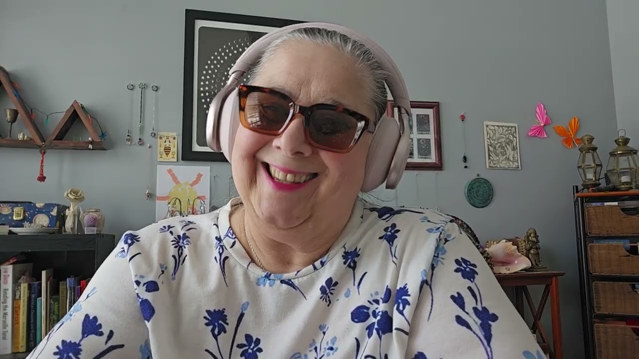 Давайте сегодня проведём день в стиле #6! Общение и одно чтение.