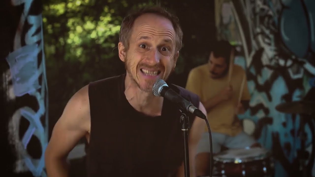 LE REPARATEUR - Politesse (Clip Officiel)