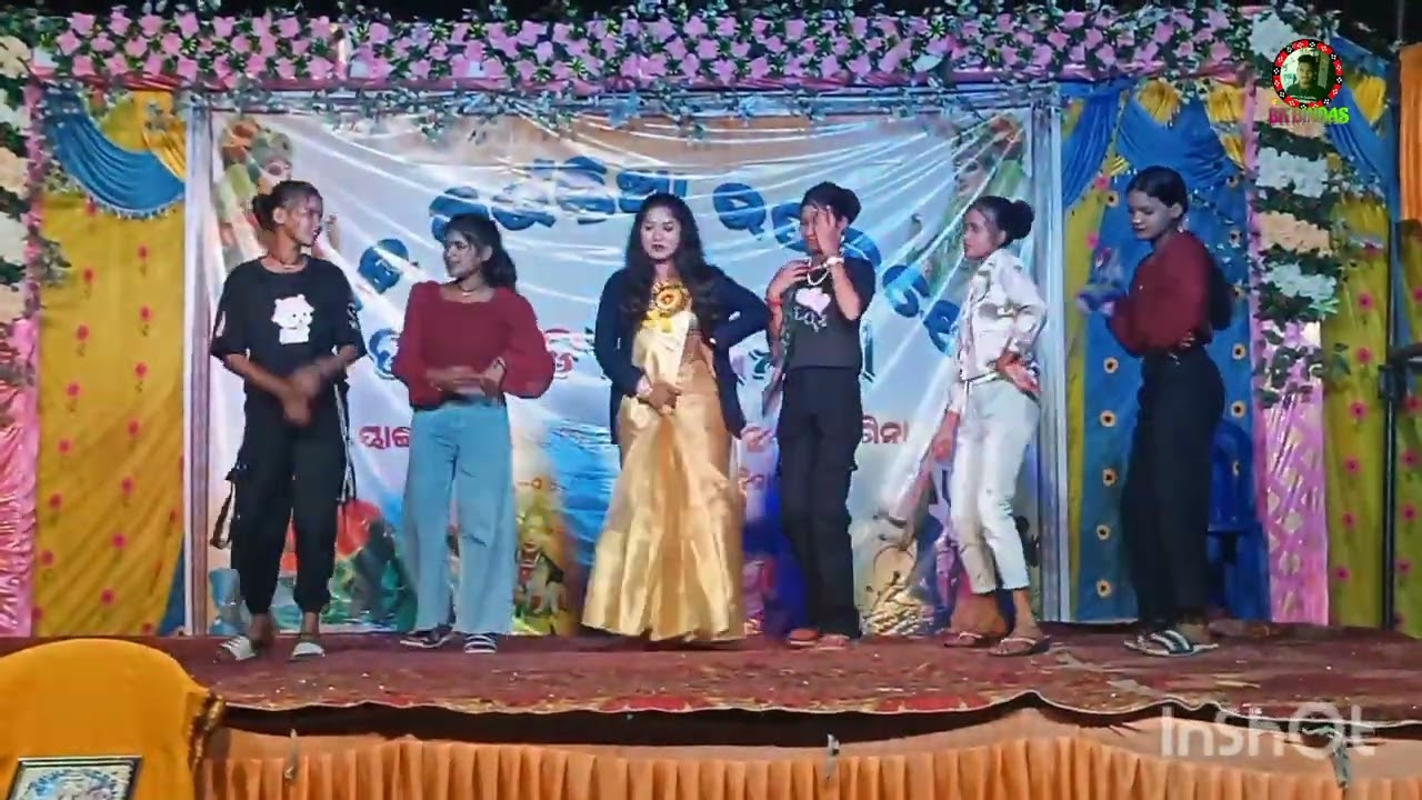 Samalapuria phula song \\ kalahandi queen Miss priyank \\ Gigina Dance program