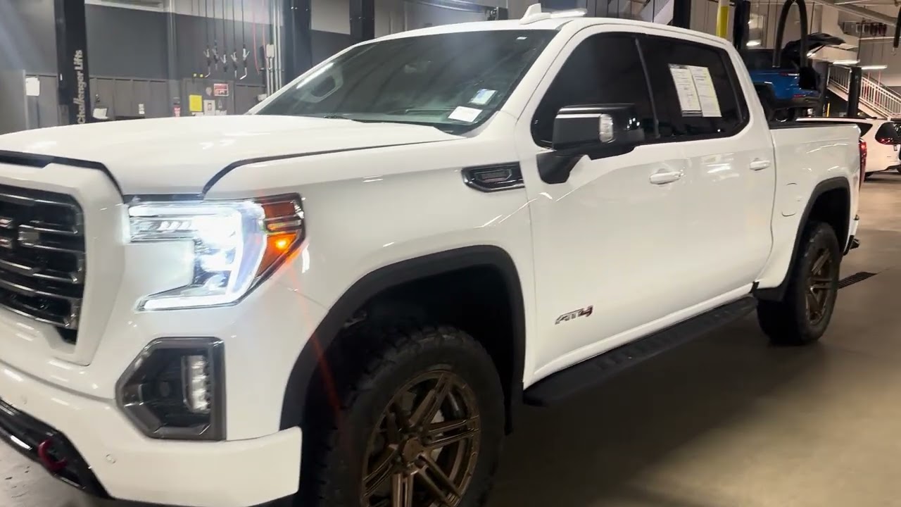 2021 GMC Sierra AT4