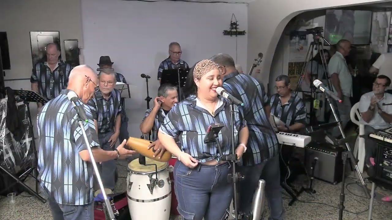 BORINQUEN - ANA CHRISTIE CARRION (GRUPO SALSAYER)
