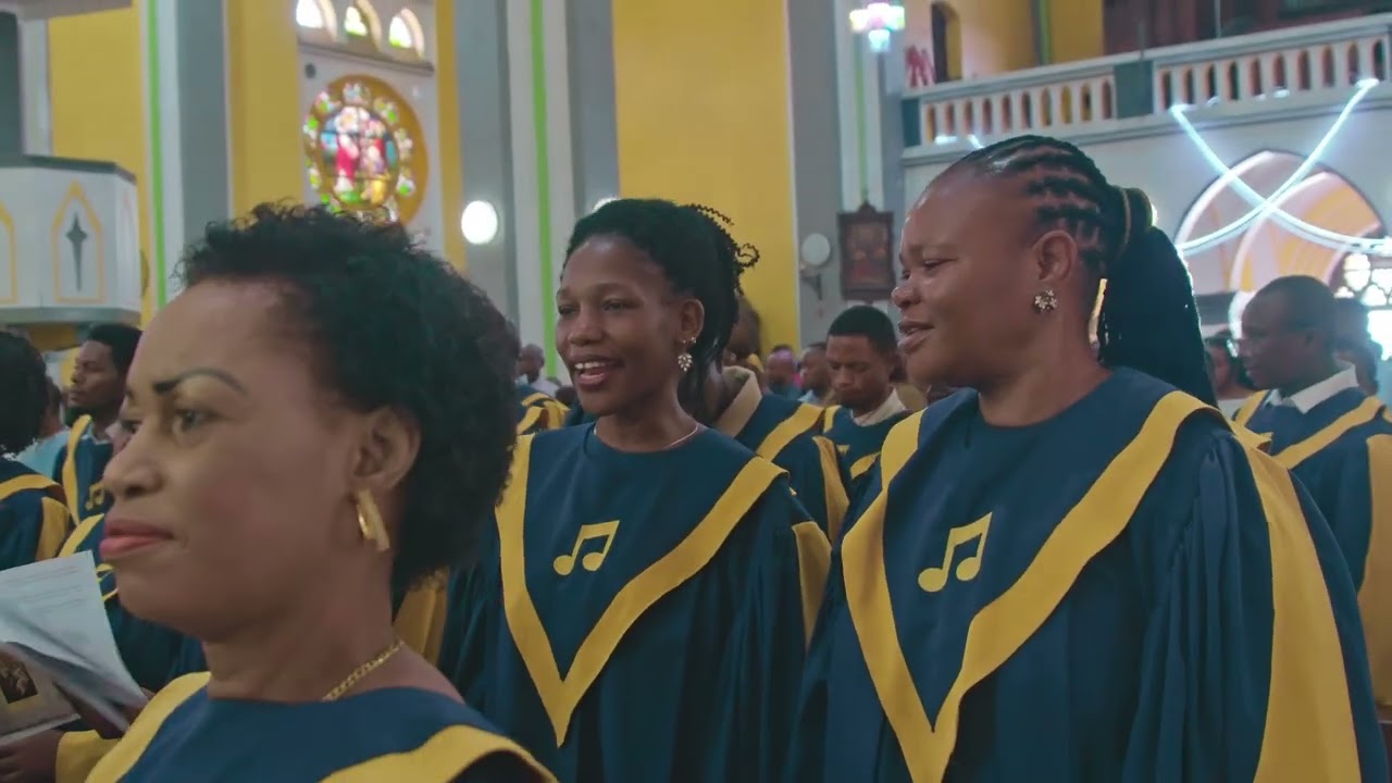 Yesu Kristu ni Mfalme. By.G.Chavalla - Kwaya Kuu Mt. Yoseph - Kanisa Kuu la Mt.Yoseph Jimbo Kuu DSM.