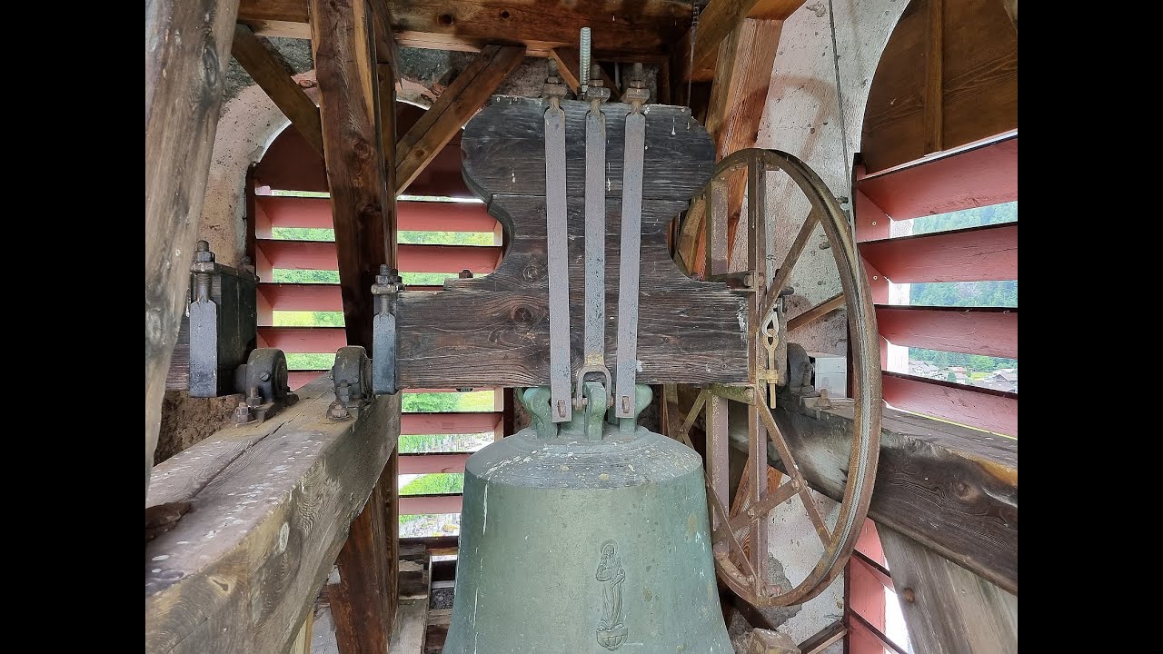 Tschagguns (Vorarlberg - A) Gel&auml;ute der Pfarr- und Wallfahrtskirche Mari&auml; Geburt