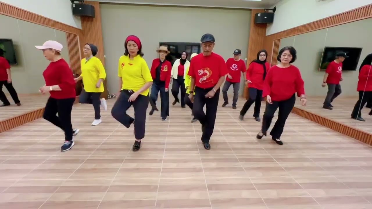 SIEMPRE • Choreo: Rob Fowler (ES) • January 2026 #tango376linedance 