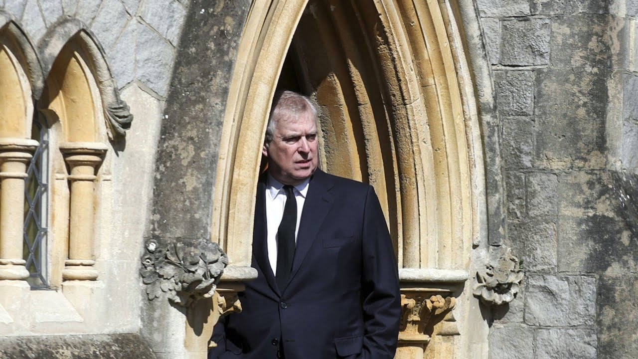 Royal Family smuggled Andrew Mountbatten-Windsor out of Royal Lodge in the middle of the night