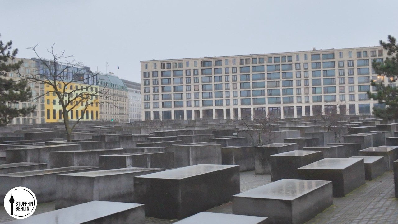Berlin &middot; Ebertstra&szlig;e &mdash; From Potsdamer Platz to Brandenburg Gate (Neighbourhood Guide)