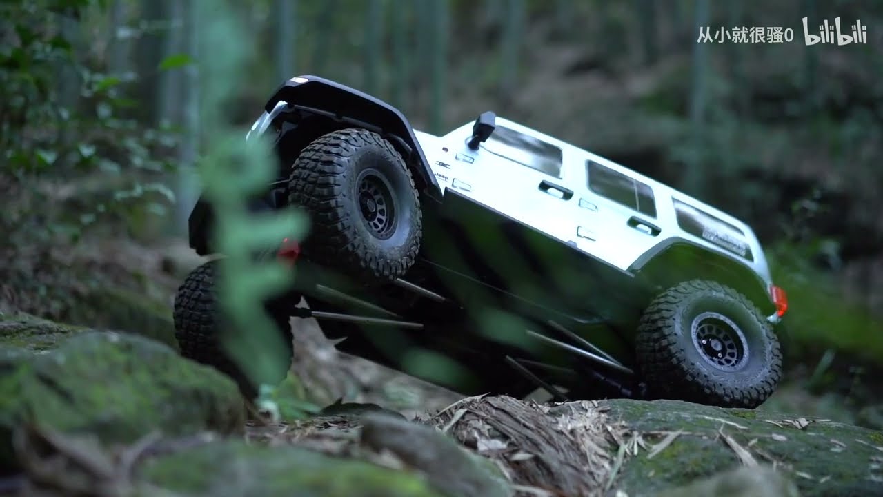 1/6 Scale Rc Axial SCX6 Gladiator in Forest Off-road Trail 4x4 Rc Car