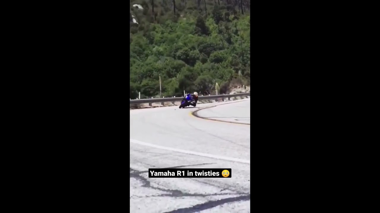 Yamaha R1 in Twist #shorts #viral #trending #youtubeshorts