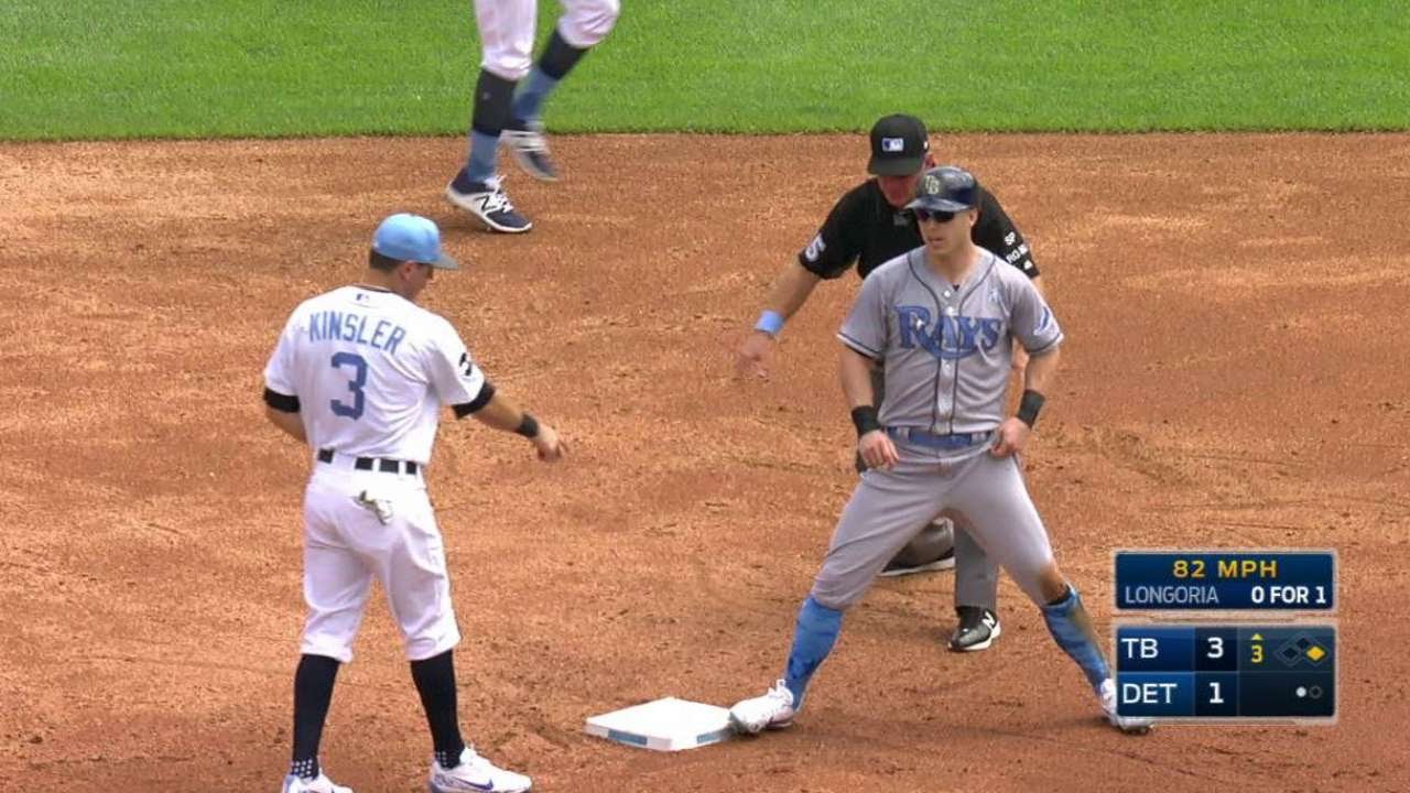 TB@DET: Dickerson narrowly misses tag, steals second