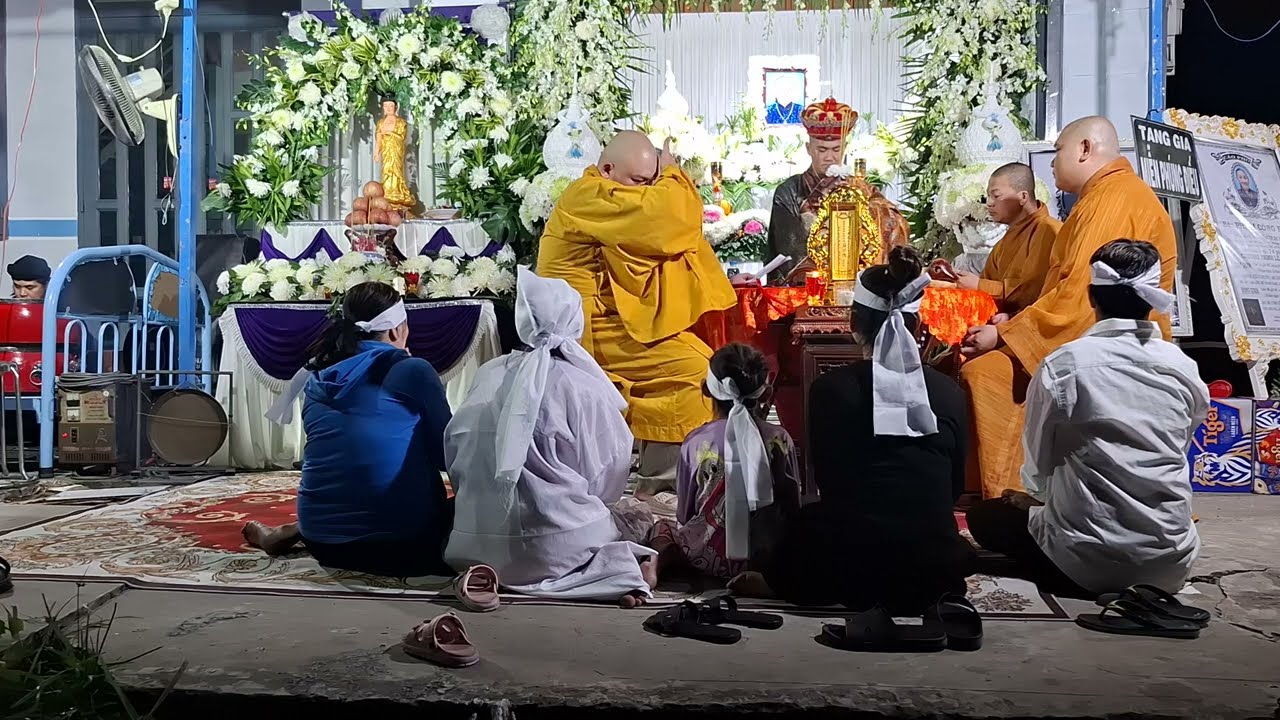 Tiếng Tụng Êm Dịu, Lắng Sâu – Nghe Là Tâm An