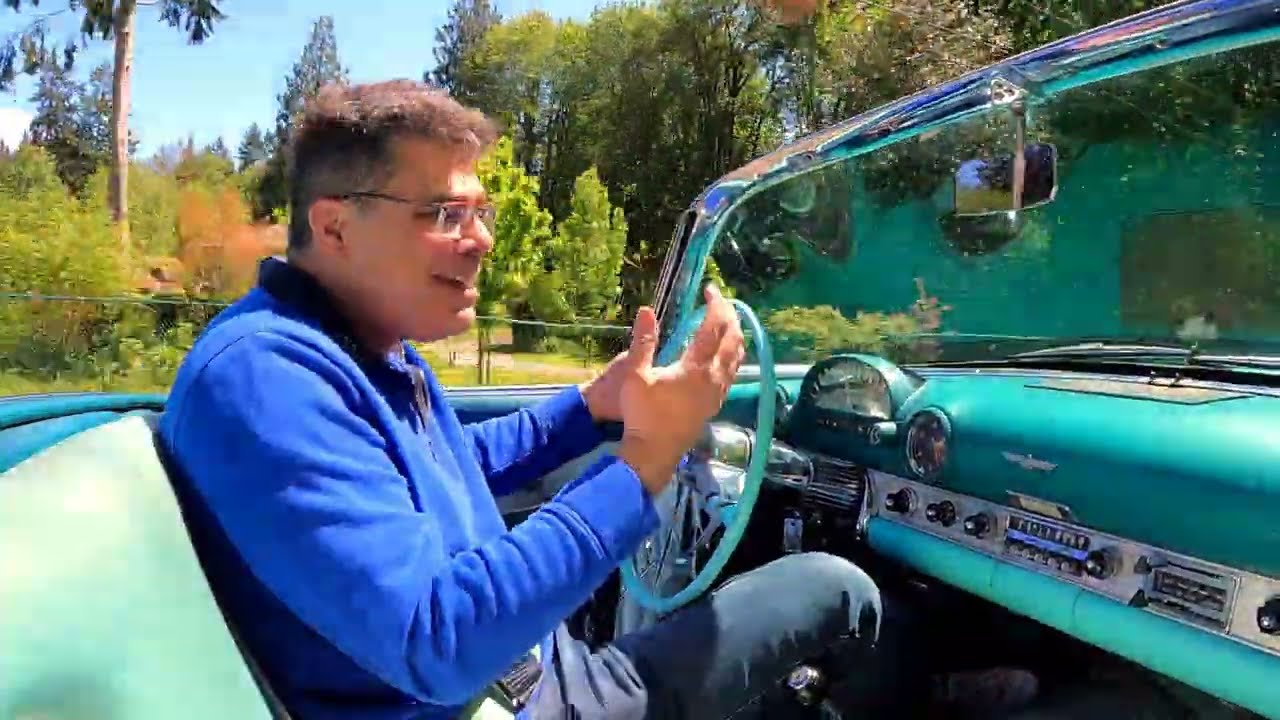 Обзор дорожного теста Ford Thunderbird 1955 года [Видео Seat of The Pants от коллекционера автомо...