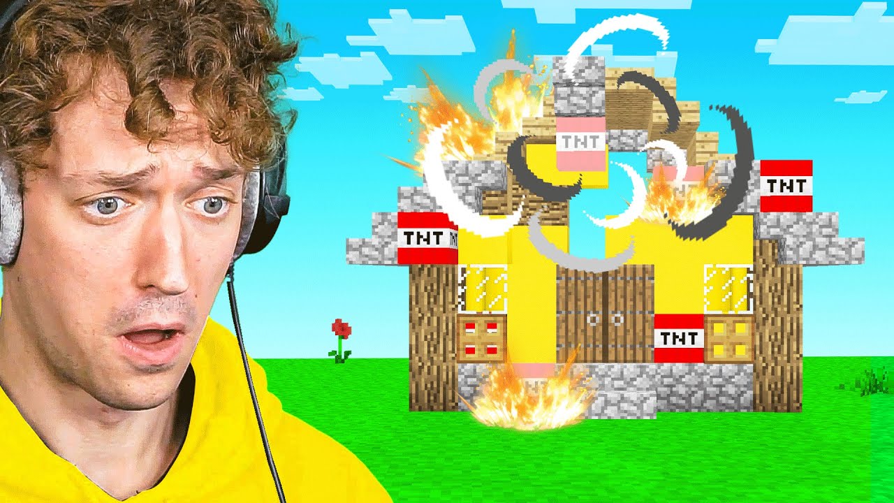 Они взорвали мой дом в Minecraft...