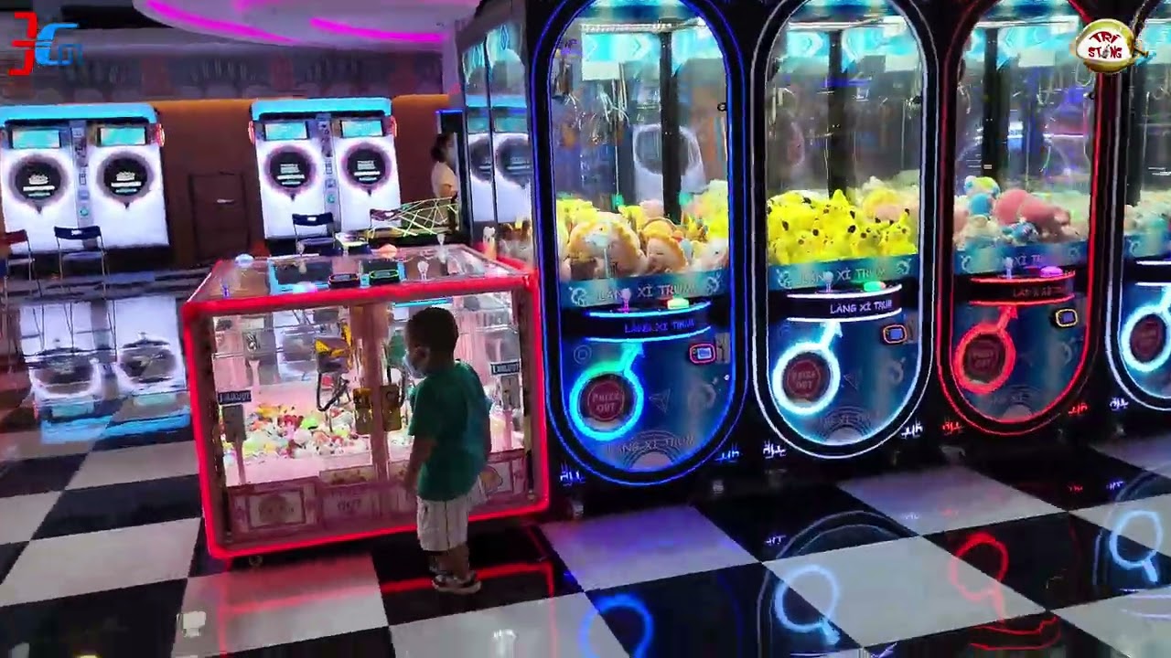 LÀNG XÌ TRUM SC VIVO CITY QUẬN 7 - STING ĐEN TIẾP TỤC ĐẠI NÁO HẾT TẤT CẢ TRÒ CHƠI TRONG KHU VUI CHƠI