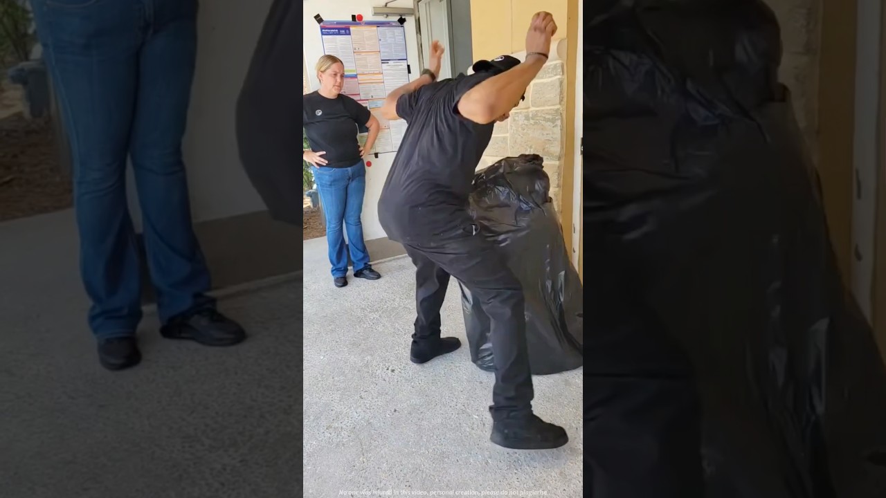 Garbage bag prank😂#prank #funny #for #foryou #fyp #funnyvideo #garbage  #usa