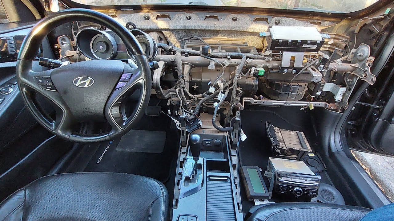 Conserto reparo reforma painel Hyundai sonata com soft touch trincado rachado soltando