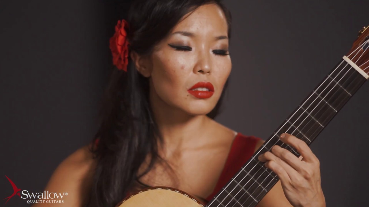 Serenata Espanola -  Joaquim Malats played by Le Thu on a Swallow Guitar C980SF