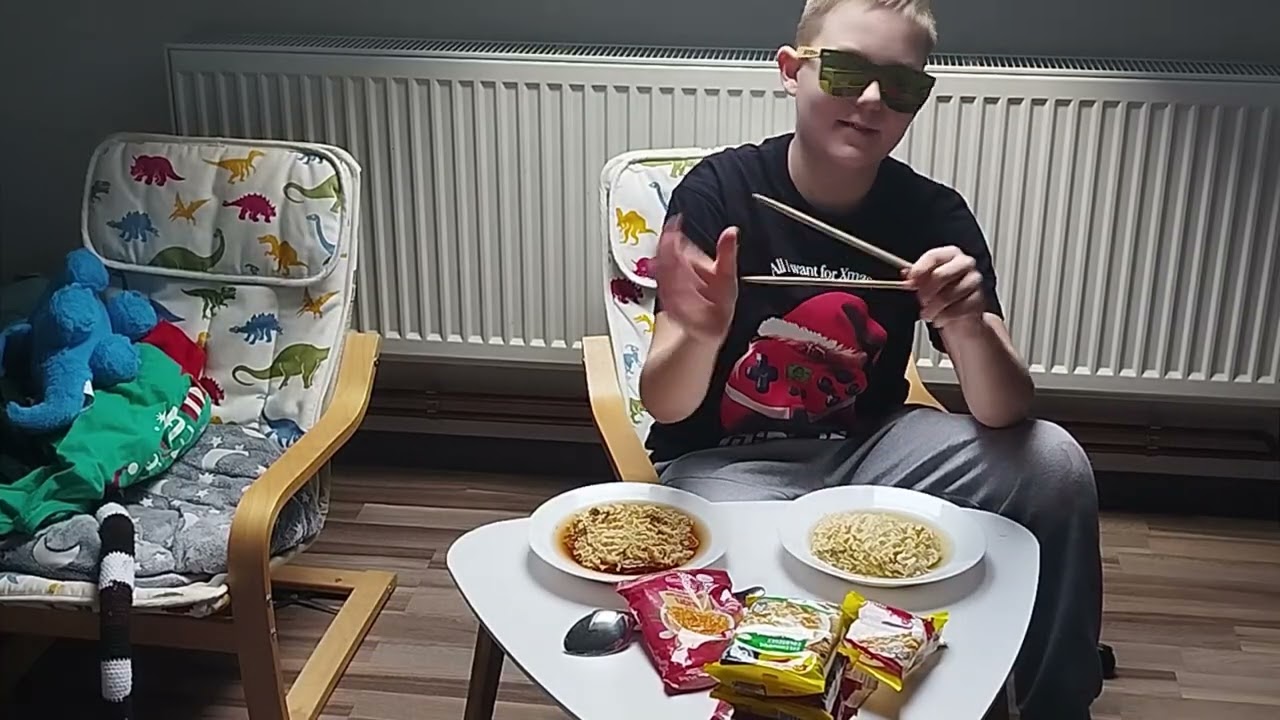 testuju čínské polévky jaká je lepší kachní nebo hovězí