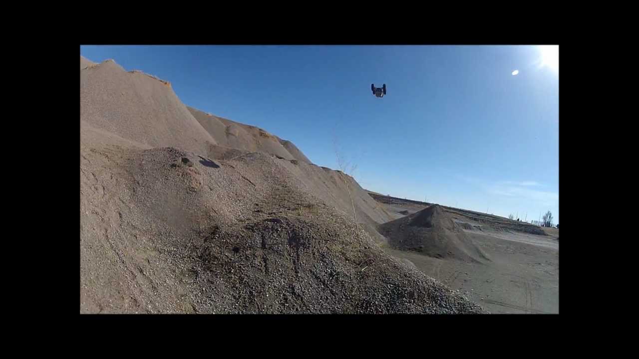 Extreme Bashing - HPI Savage Flux HP