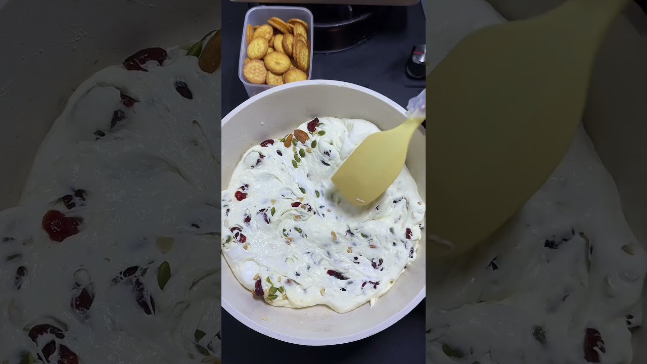 The most classic flavor of thick milk cranberry.