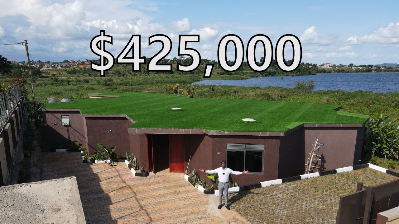 House in Kigo With UNDERGROUND is Bigger Than What You See Outside