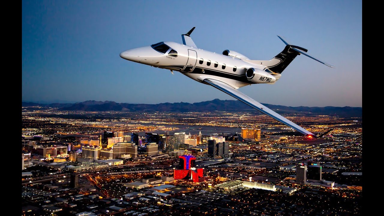 Photo Flight: Phenom 300 Over Las Vegas