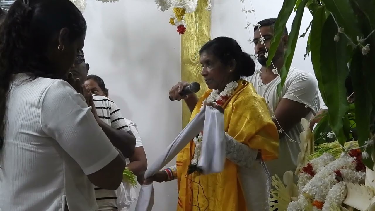 Ratama Hoyana Kiri Amma රටම හොයන කිරි අම්මා Sri SudarshanaYMBA