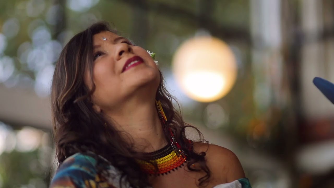 Liz Colibrí   