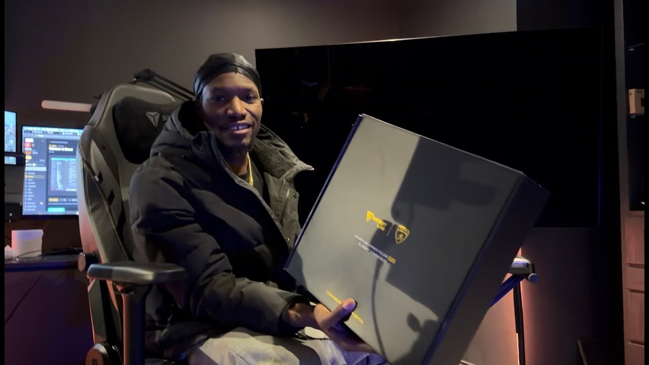 Secretlab Lumbar Pillow Pro – Lamborghini Edition Unboxing & Honest Review