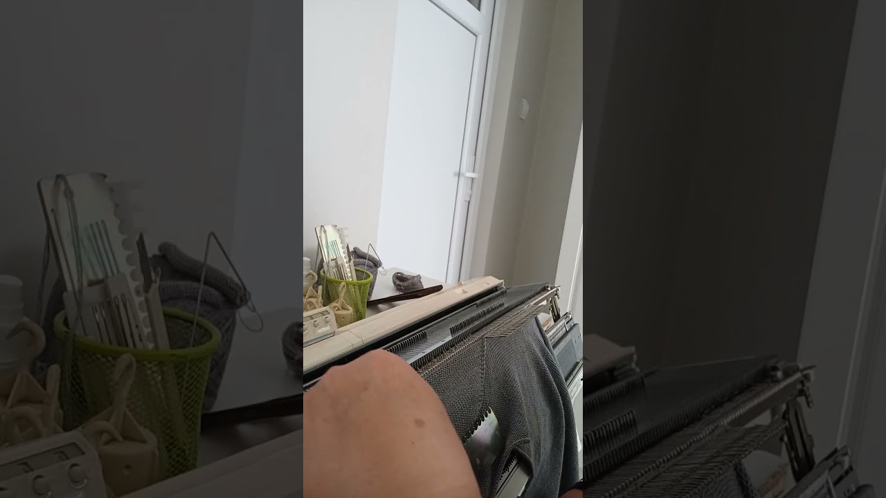 örgü makinesi üzerinde kol örme