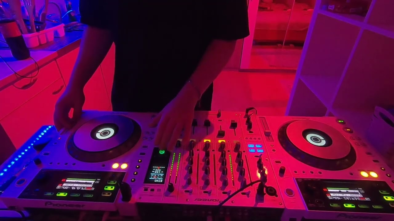 KVRN @ Home, Hannover (Raw/Hypnotic/Groove Techno Set)