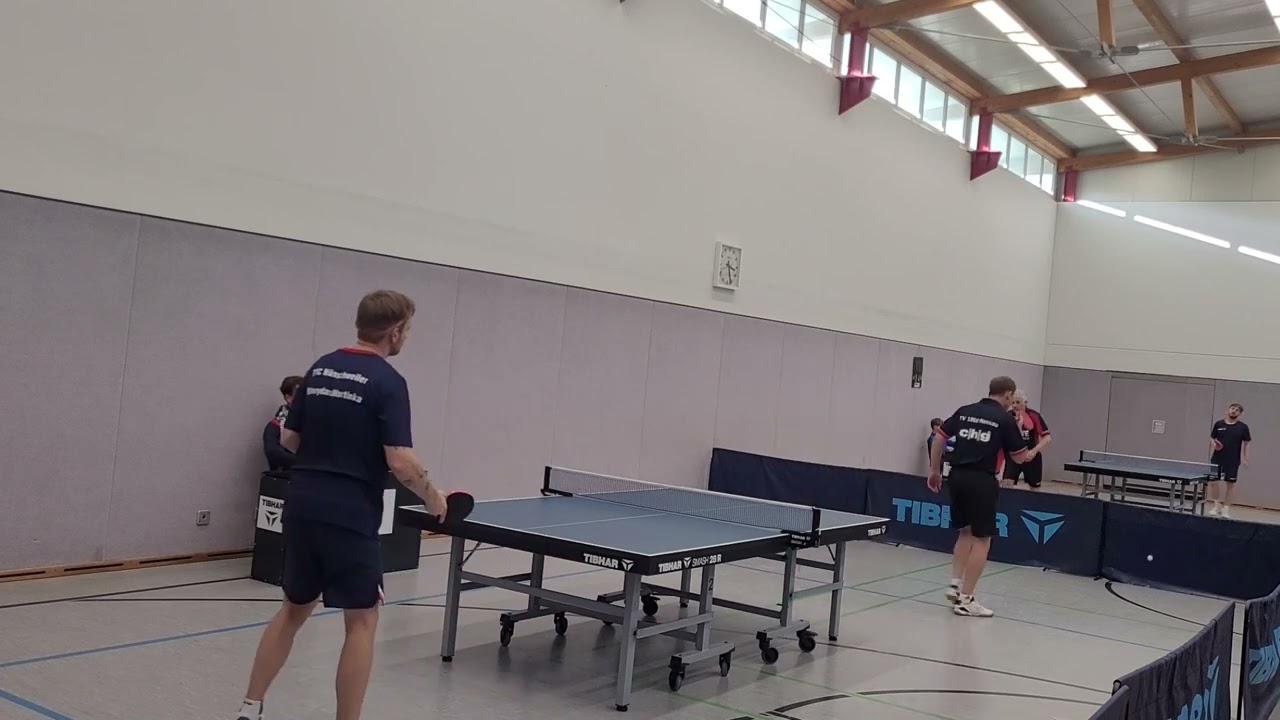 Ein internationales Duell | R. Martinka vs. M. Vavra | Oberliga Tischtennis