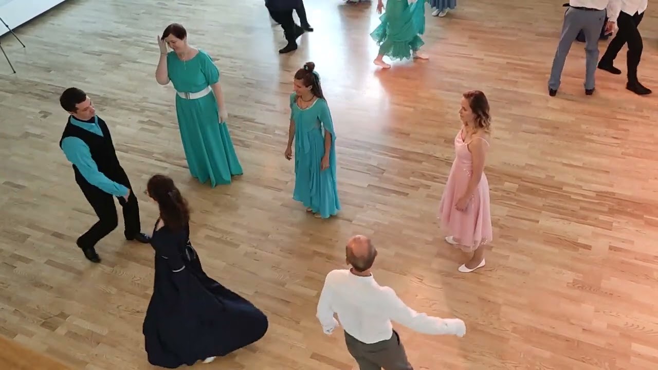 Контрданс Белая (черная) лошадка, бал Небесная глубина 01.07.2023. Клуб Перекрёсток времён.