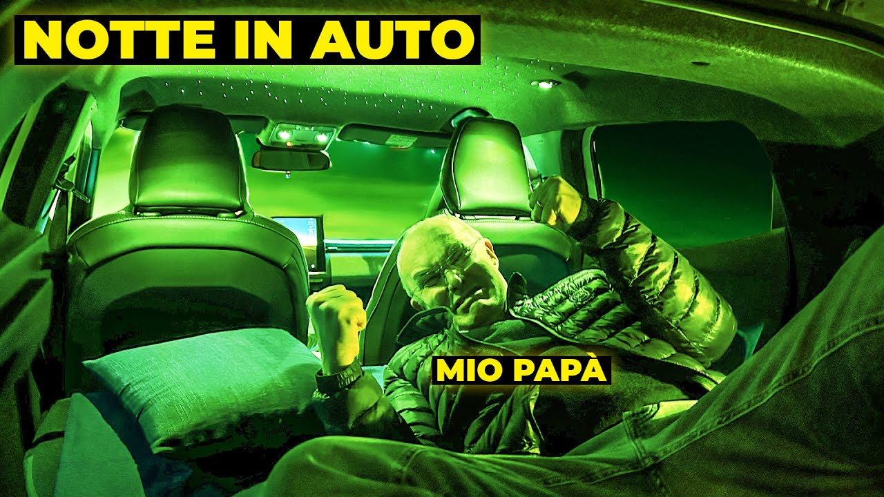 SCHERZO PASSO la NOTTE con MIO PAPÀ nella NUOVA AUTO e.. (sclera)