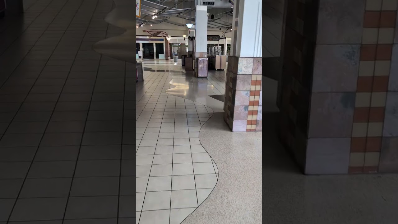 Walking Through the Sunrise Mall (Citrus Heights, CA, March 4, 2026)