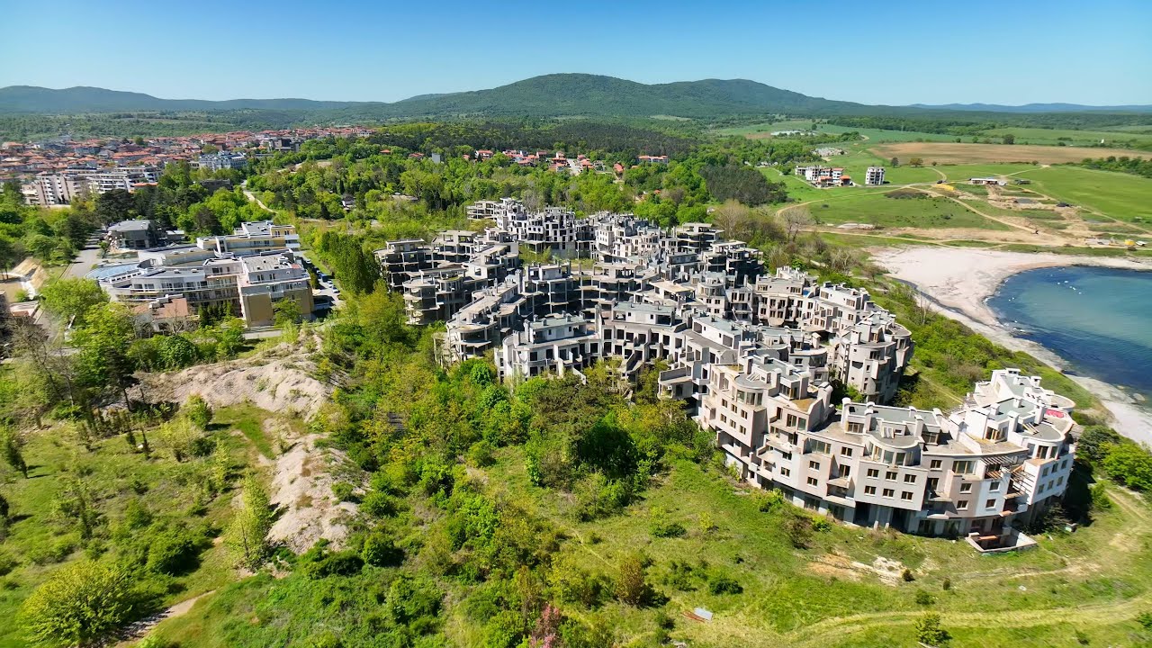 Царево изоставения комплекс - Tsarevo Abandoned complex